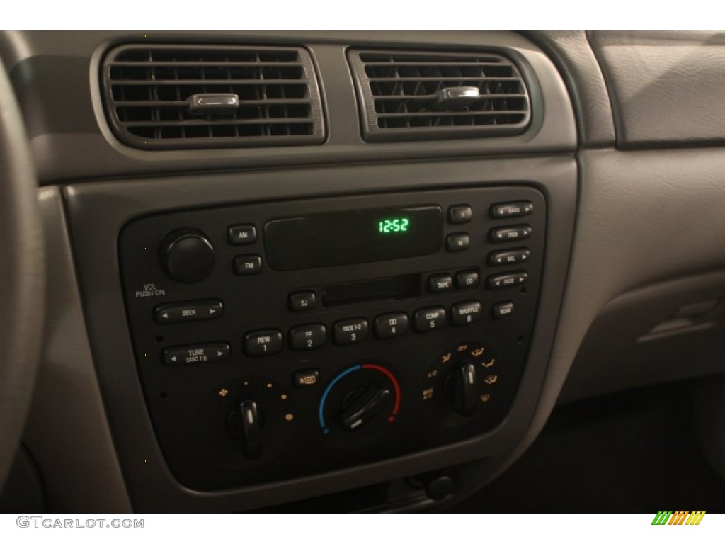 2003 Taurus SE - Patriot Blue Metallic / Medium Graphite photo #8