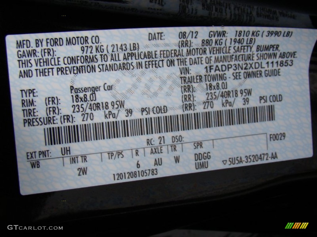 2013 Focus Titanium Hatchback - Tuxedo Black / Charcoal Black photo #25