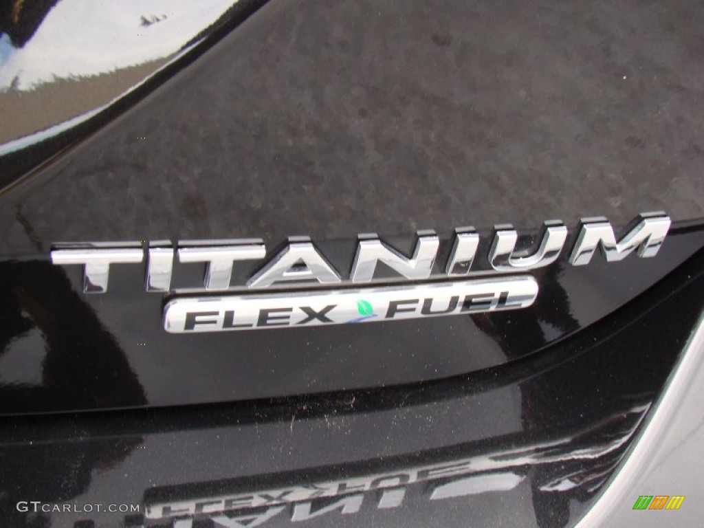 2013 Focus Titanium Hatchback - Tuxedo Black / Charcoal Black photo #34