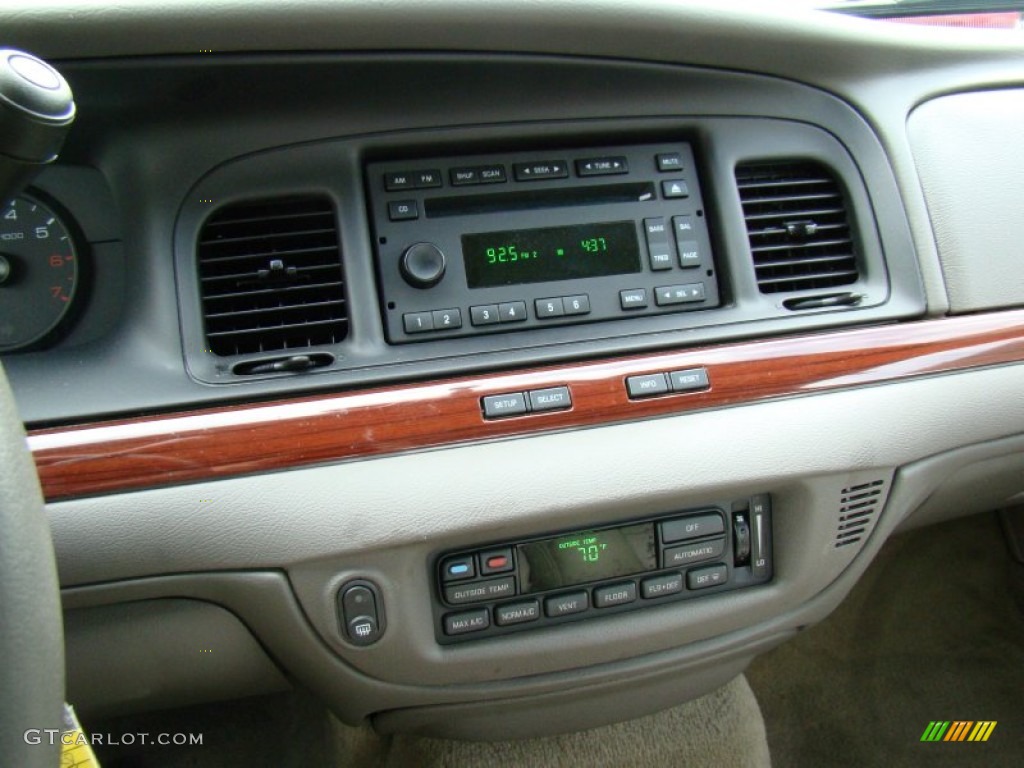 2011 Crown Victoria LX - Silver Birch Metallic / Light Camel photo #15