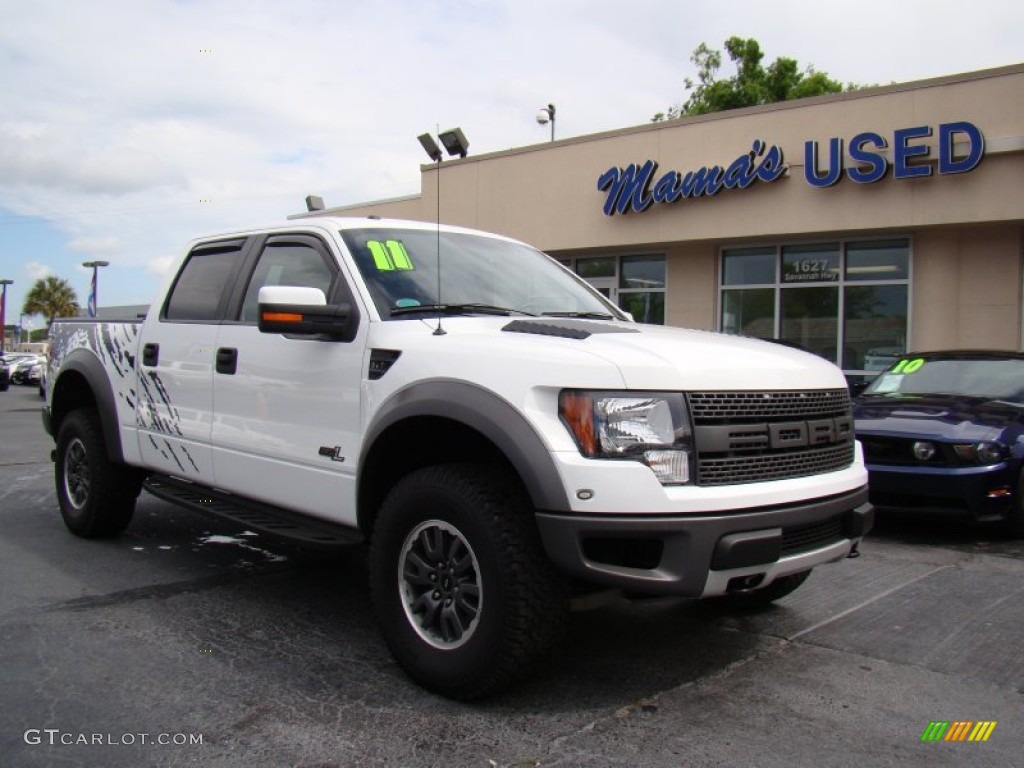 2011 F150 SVT Raptor SuperCrew 4x4 - Oxford White / Raptor Black photo #2