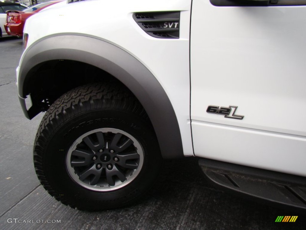 2011 F150 SVT Raptor SuperCrew 4x4 - Oxford White / Raptor Black photo #33