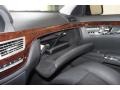 Black - S 550 Sedan Photo No. 42