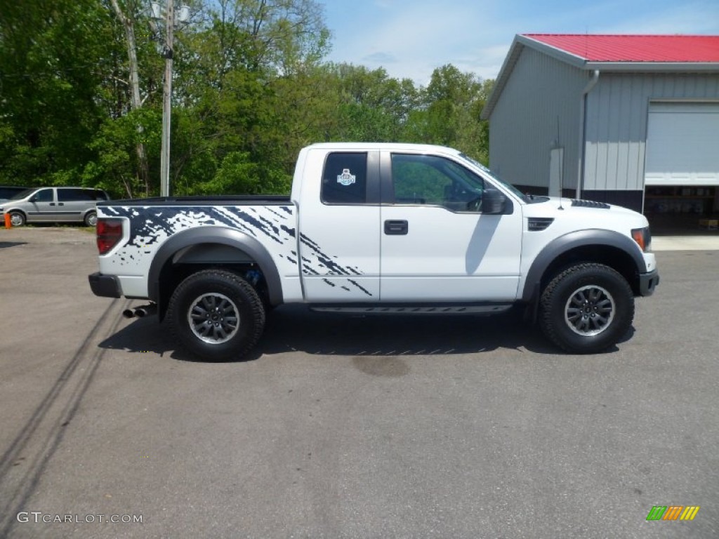 2010 F150 SVT Raptor SuperCab 4x4 - Oxford White / Raptor Black photo #2