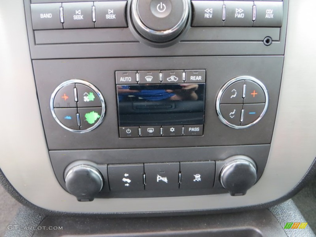 2009 GMC Yukon SLT Controls Photo #80839519