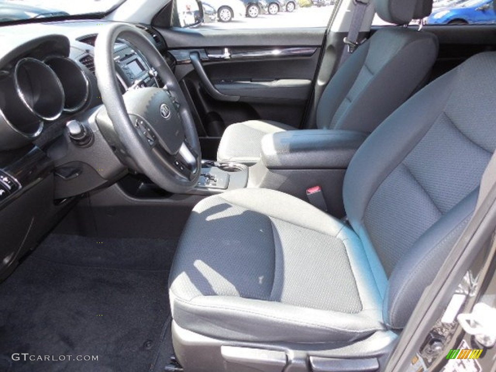 Gray Interior 2011 Kia Sorento LX V6 Photo #80839599