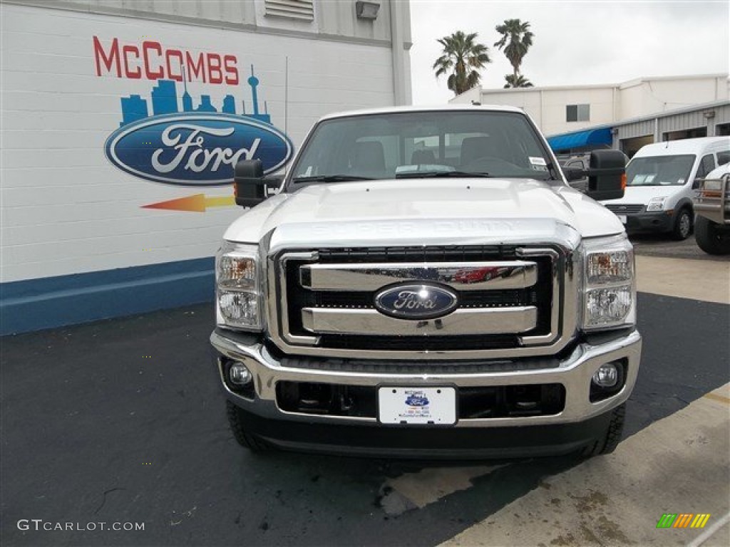 White Platinum Tri-Coat Ford F250 Super Duty