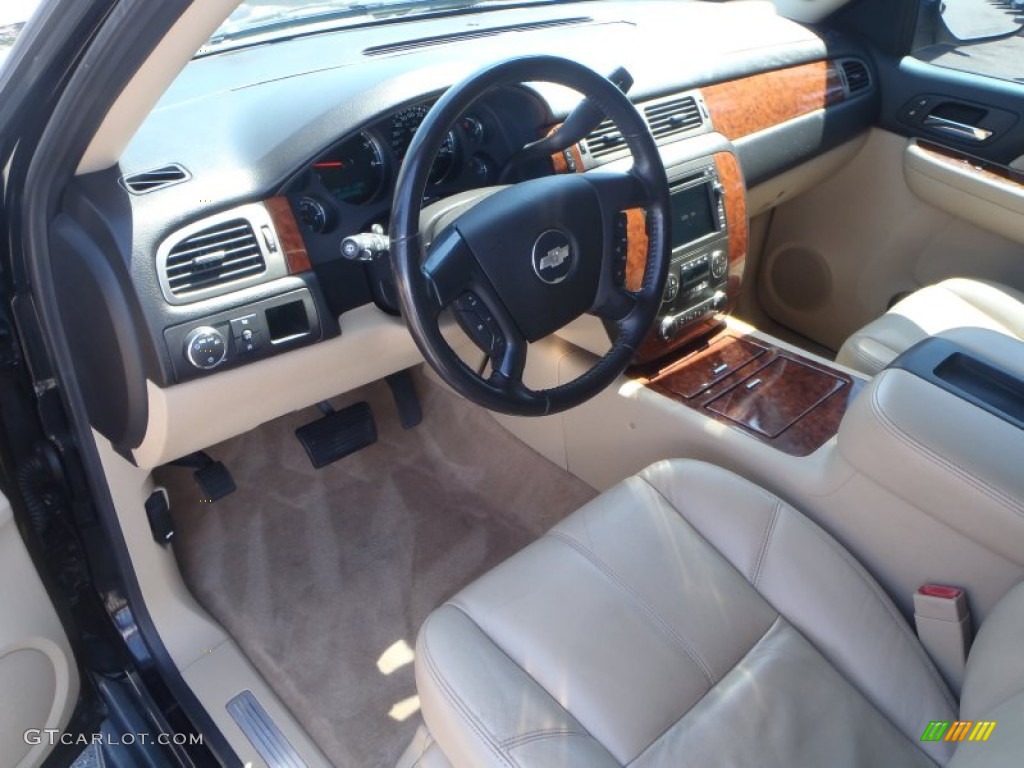Light Cashmere/Ebony Interior 2008 Chevrolet Tahoe LTZ Photo #80840257