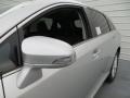 Classic Silver Metallic - Venza LE Photo No. 15