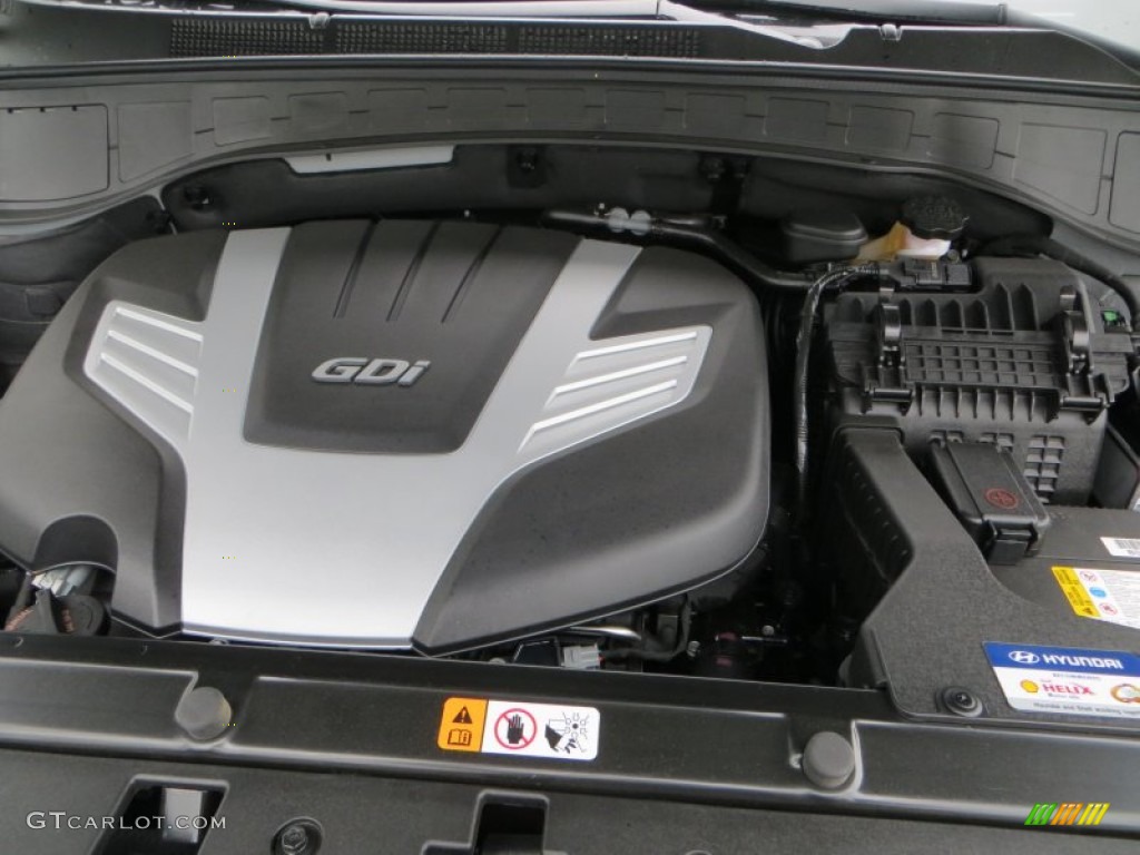 2013 Hyundai Santa Fe GLS Engine Photos