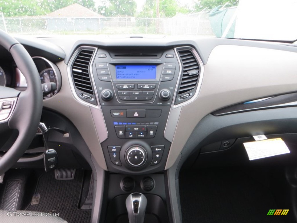 2013 Hyundai Santa Fe GLS Controls Photo #80841850