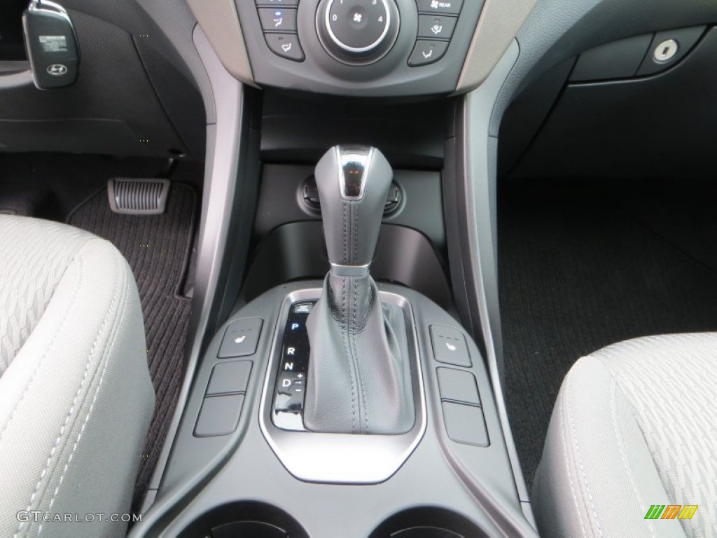 2013 Hyundai Santa Fe GLS Transmission Photos