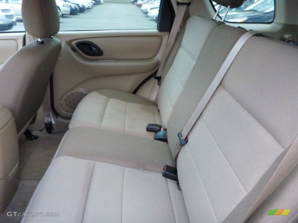 2006 Ford Escape XLS 4WD Rear Seat Photos