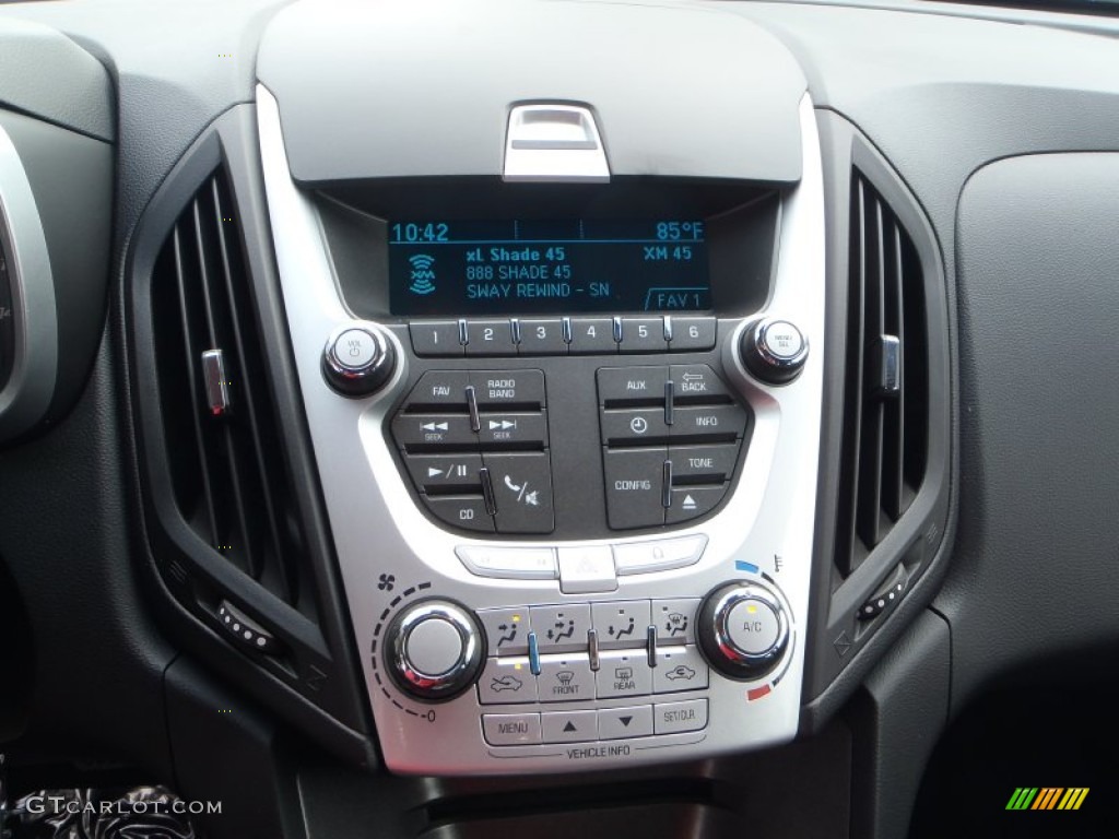 2013 Chevrolet Equinox LS Controls Photo #80842245