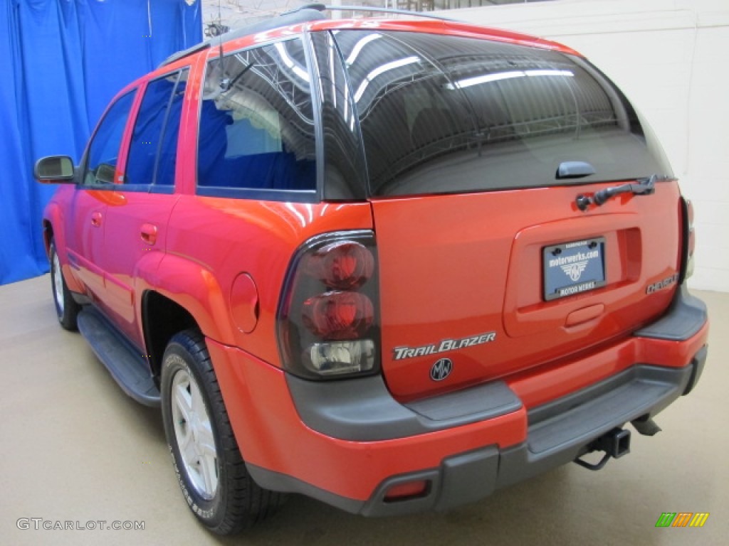 2002 TrailBlazer LTZ 4x4 - Victory Red / Dark Pewter photo #5