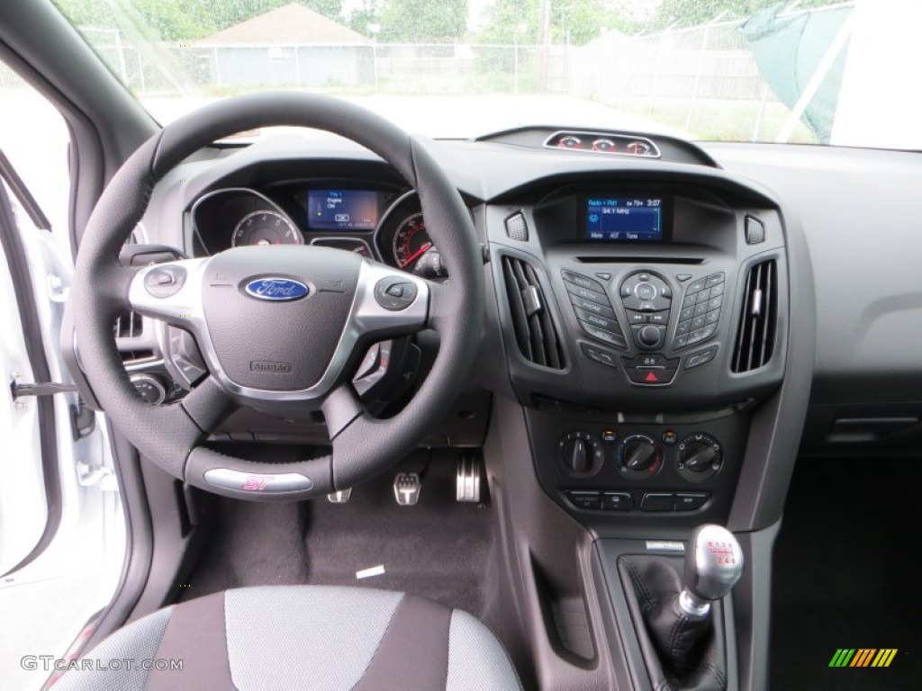 2013 Ford Focus ST Hatchback ST Charcoal Black Dashboard Photo #80842614