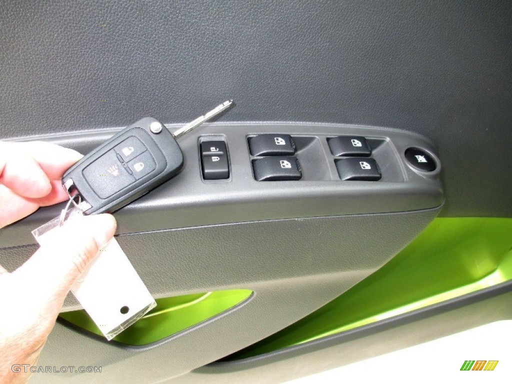 2013 Chevrolet Spark LS Controls Photo #80842660