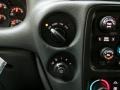 2002 Chevrolet TrailBlazer LTZ 4x4 Controls