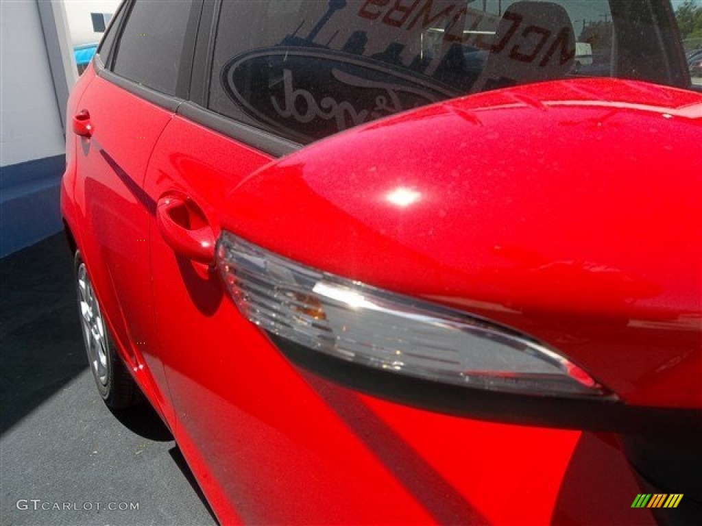 2013 Fiesta SE Sedan - Race Red / Charcoal Black photo #10