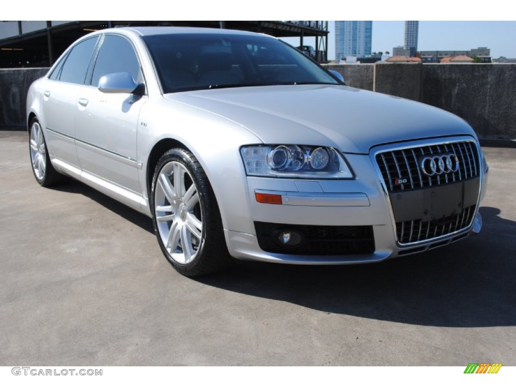 2007 Audi S8 5.2 quattro Exterior Photos