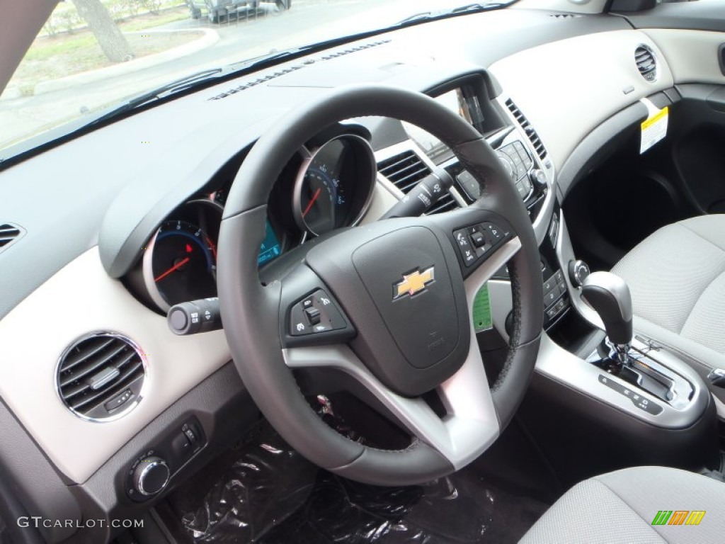 2013 Chevrolet Cruze LT Medium Titanium Steering Wheel Photo #80845483