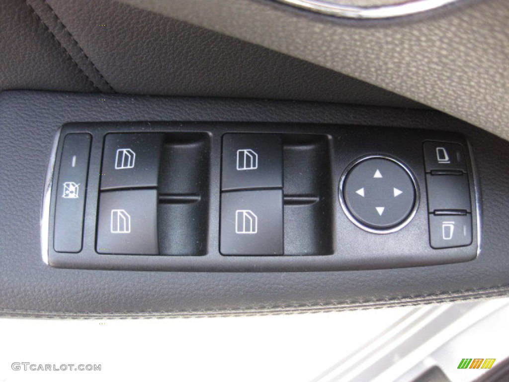2010 Mercedes-Benz E 350 Sedan Controls Photo #80846335