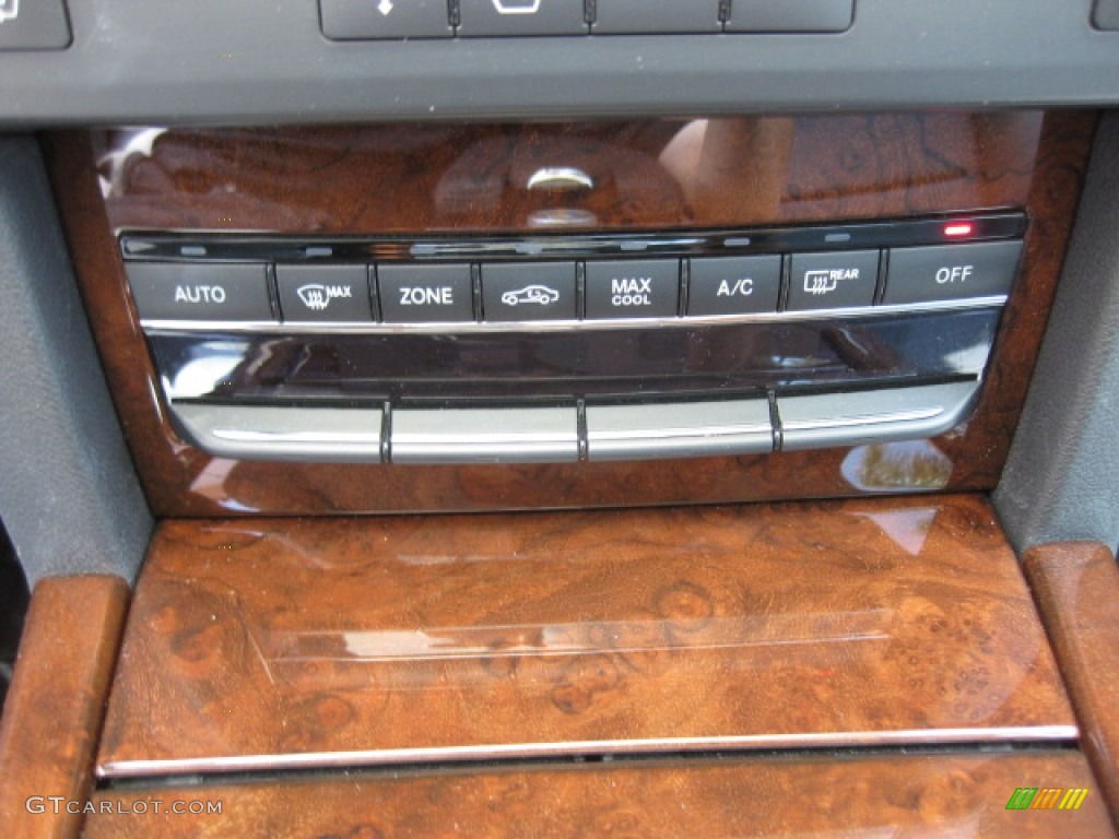 2010 Mercedes-Benz E 350 Sedan Controls Photo #80846461