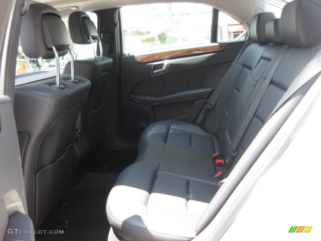 2010 Mercedes-Benz E 350 Sedan Rear Seat Photo #80846604