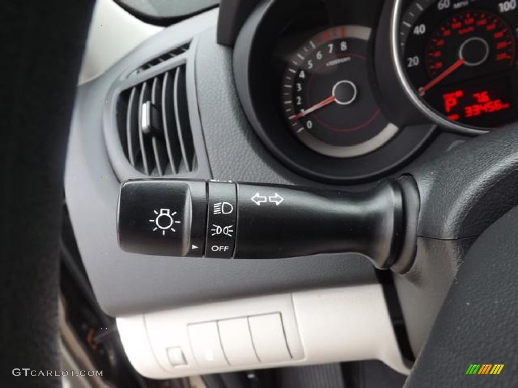 2012 Kia Forte EX Controls Photo #80847064