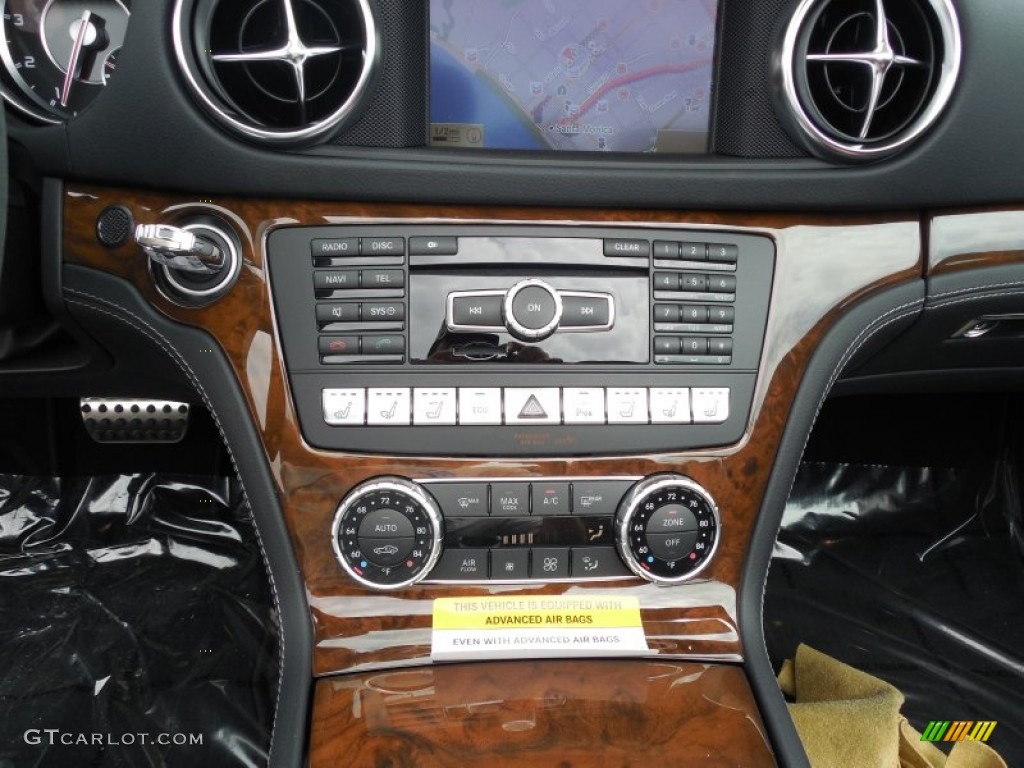 2013 Mercedes-Benz SL 63 AMG Roadster Controls Photo #80847354