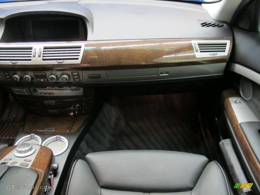 2008 7 Series 750i Sedan - Jet Black / Black photo #24