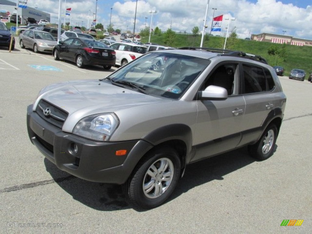 2006 Tucson GLS V6 - Sahara Silver / Gray photo #5