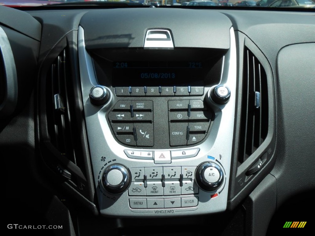 2013 Chevrolet Equinox LS Controls Photo #80851075