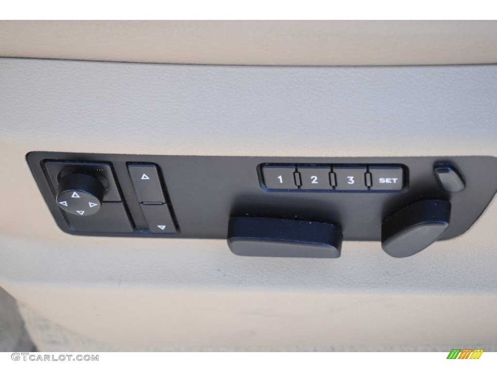 2006 Touareg V8 - Venetian Green / Pure Beige photo #13