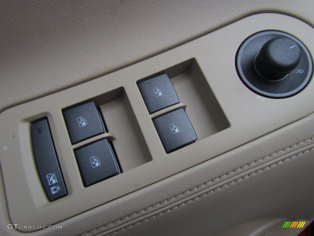 2013 Buick LaCrosse FWD Controls Photo #80852626
