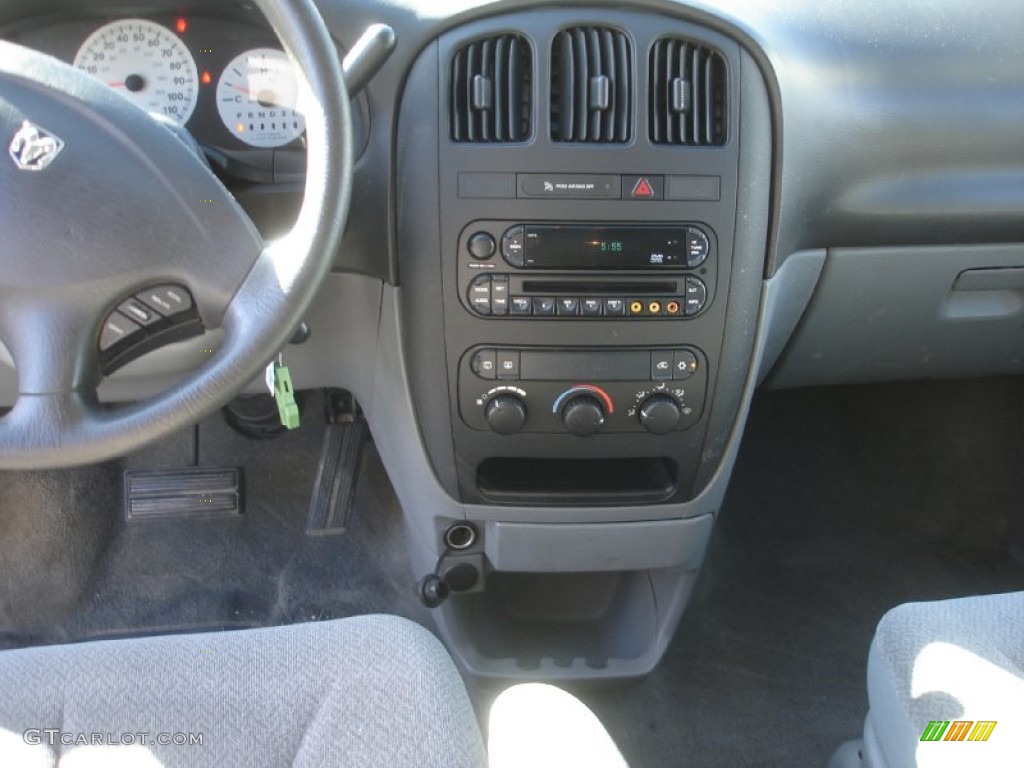 2006 Caravan SE - Midnight Blue Pearl / Medium Slate Gray photo #14