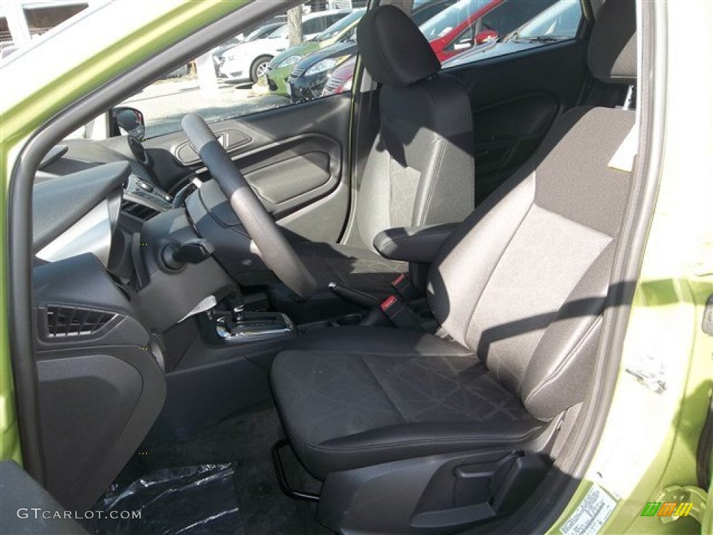 2013 Fiesta SE Sedan - Lime Squeeze / Charcoal Black photo #20