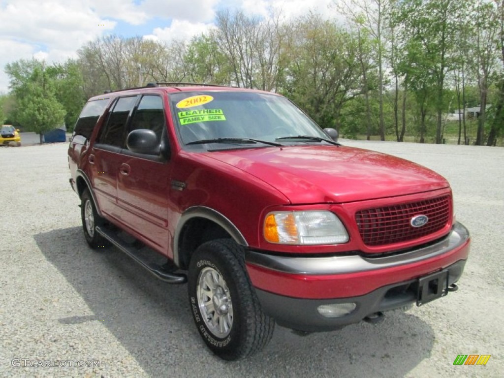 2002 Expedition XLT 4x4 - Laser Red / Medium Graphite photo #4
