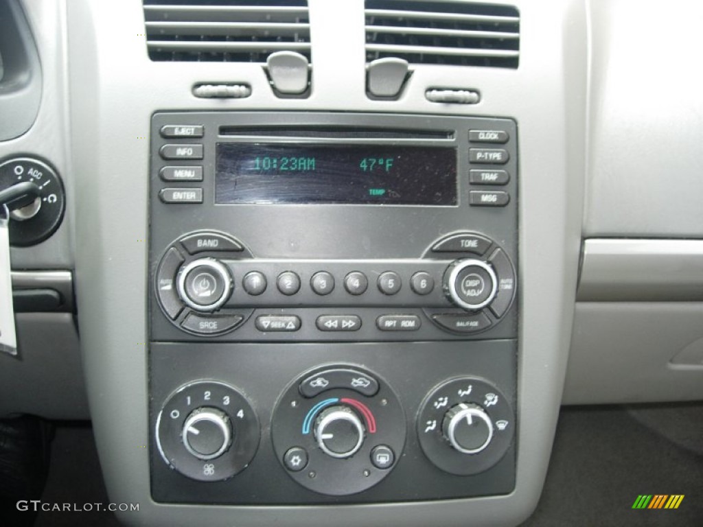 2007 Chevrolet Malibu LT Sedan Controls Photo #80855795
