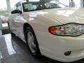 2005 White Chevrolet Monte Carlo LT  photo #9