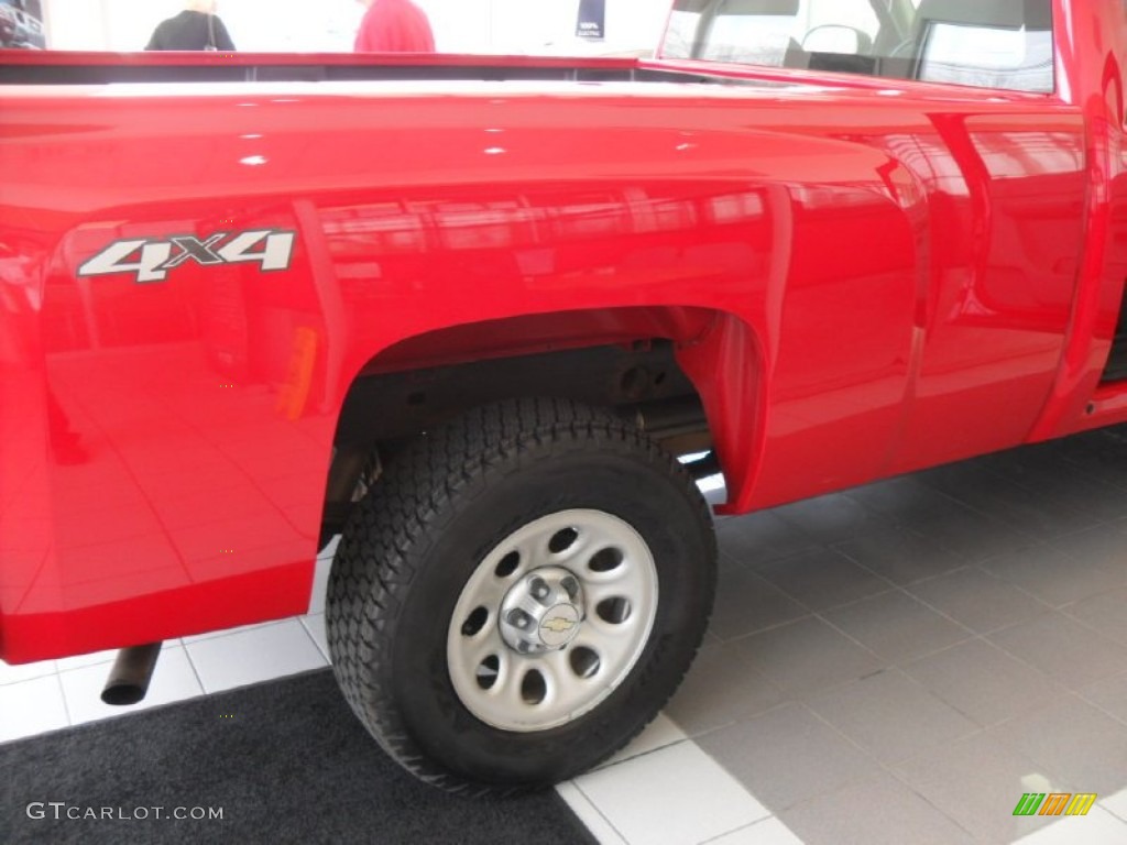 2008 Silverado 1500 Work Truck Regular Cab 4x4 - Victory Red / Dark Titanium photo #4