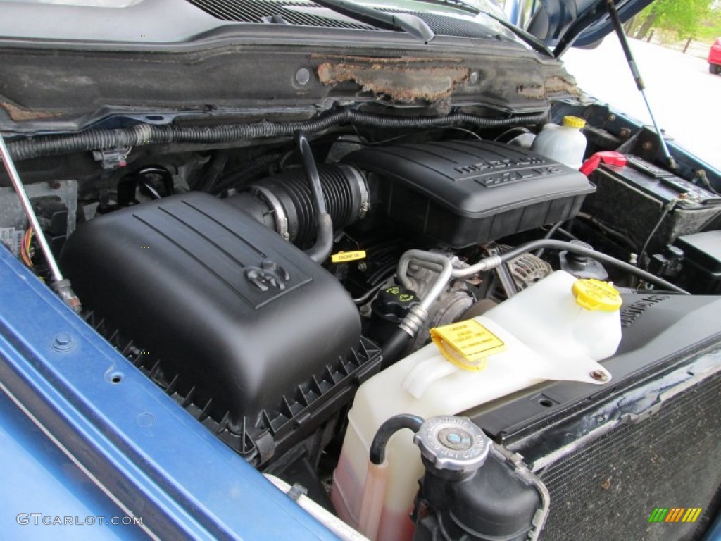 2005 Dodge Ram 1500 ST Regular Cab 4x4 Engine Photos