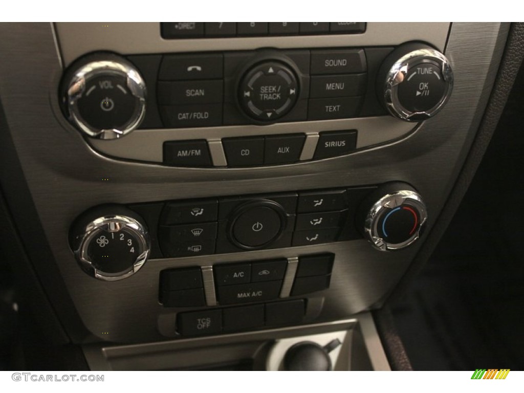 2011 Ford Fusion SE Controls Photo #80858822