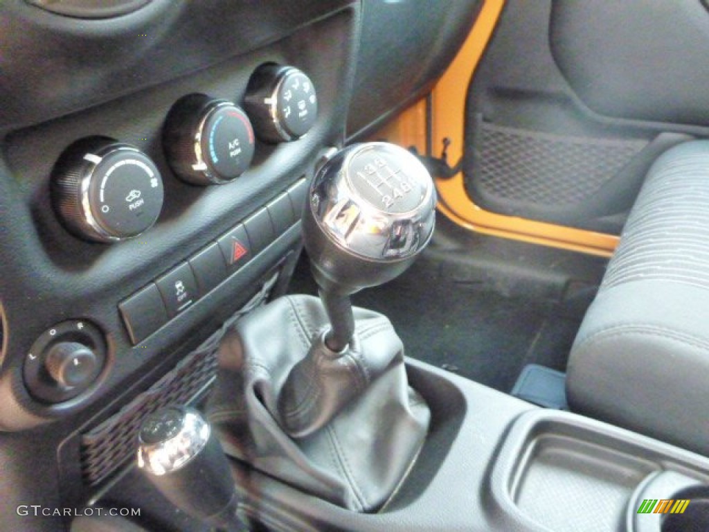 2012 Wrangler Sport 4x4 - Dozer Yellow / Black photo #16