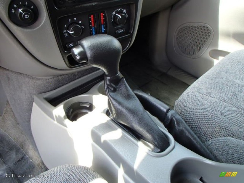 2004 Chevrolet TrailBlazer LS 4x4 Transmission Photos