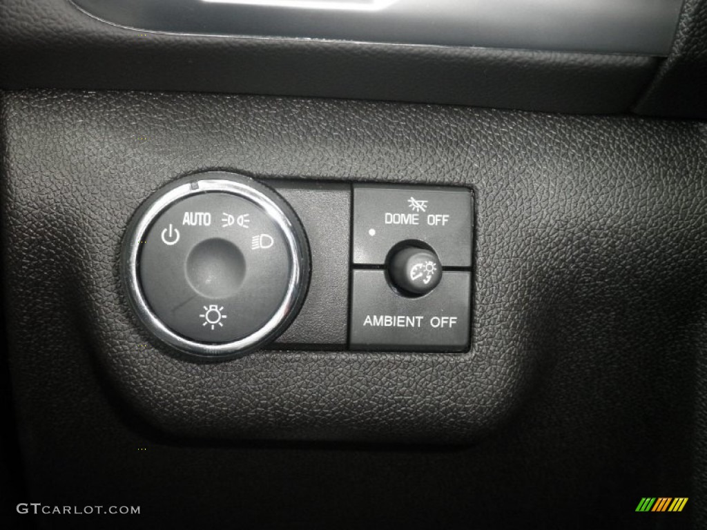 2013 Acadia SLE - Champagne Silver Metallic / Ebony photo #17