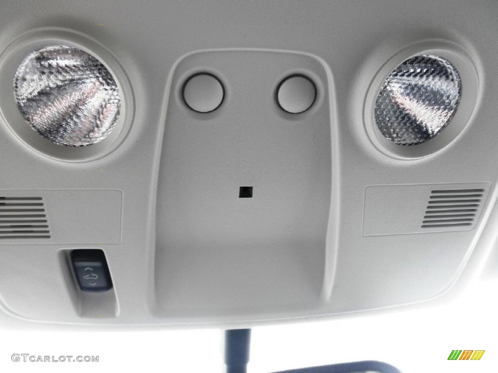 2013 Acadia SLE - Champagne Silver Metallic / Ebony photo #18