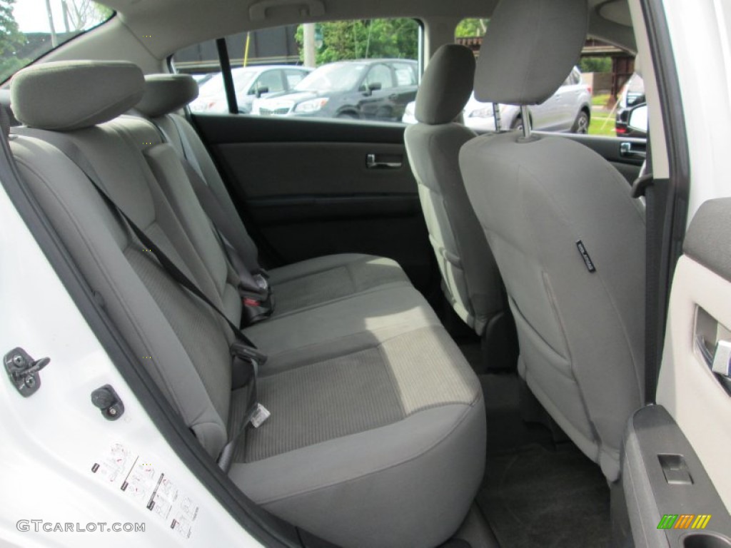 2010 Nissan Sentra 2.0 SR Rear Seat Photo #80860216