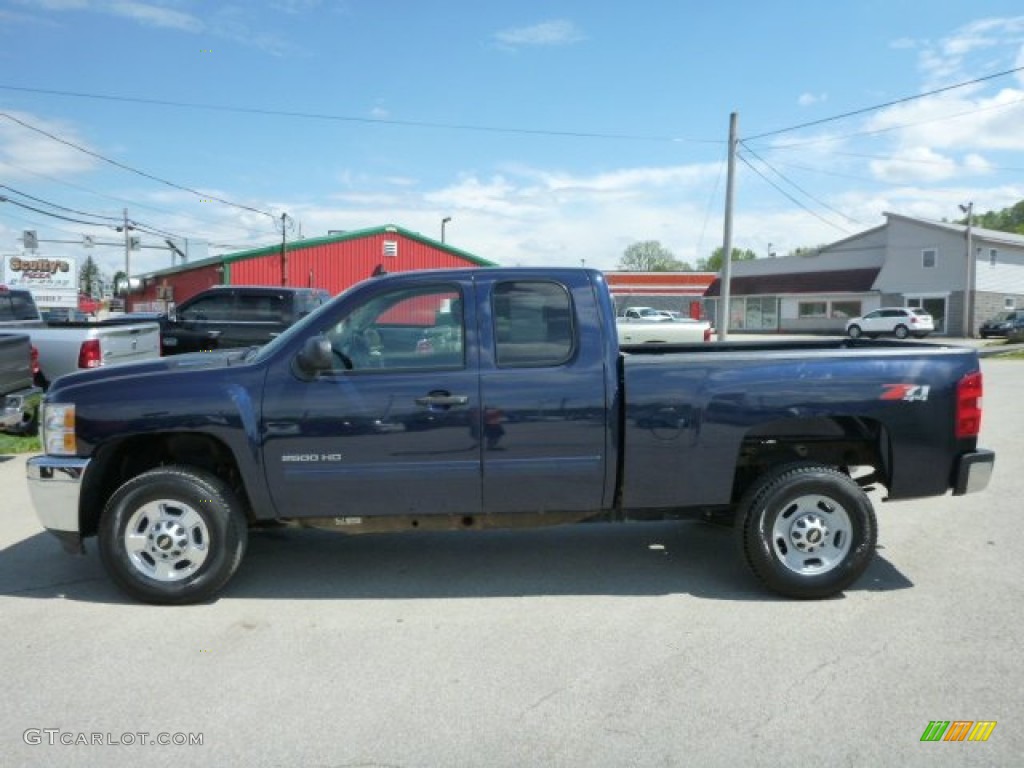 2011 Silverado 2500HD LT Extended Cab 4x4 - Imperial Blue Metallic / Ebony photo #2