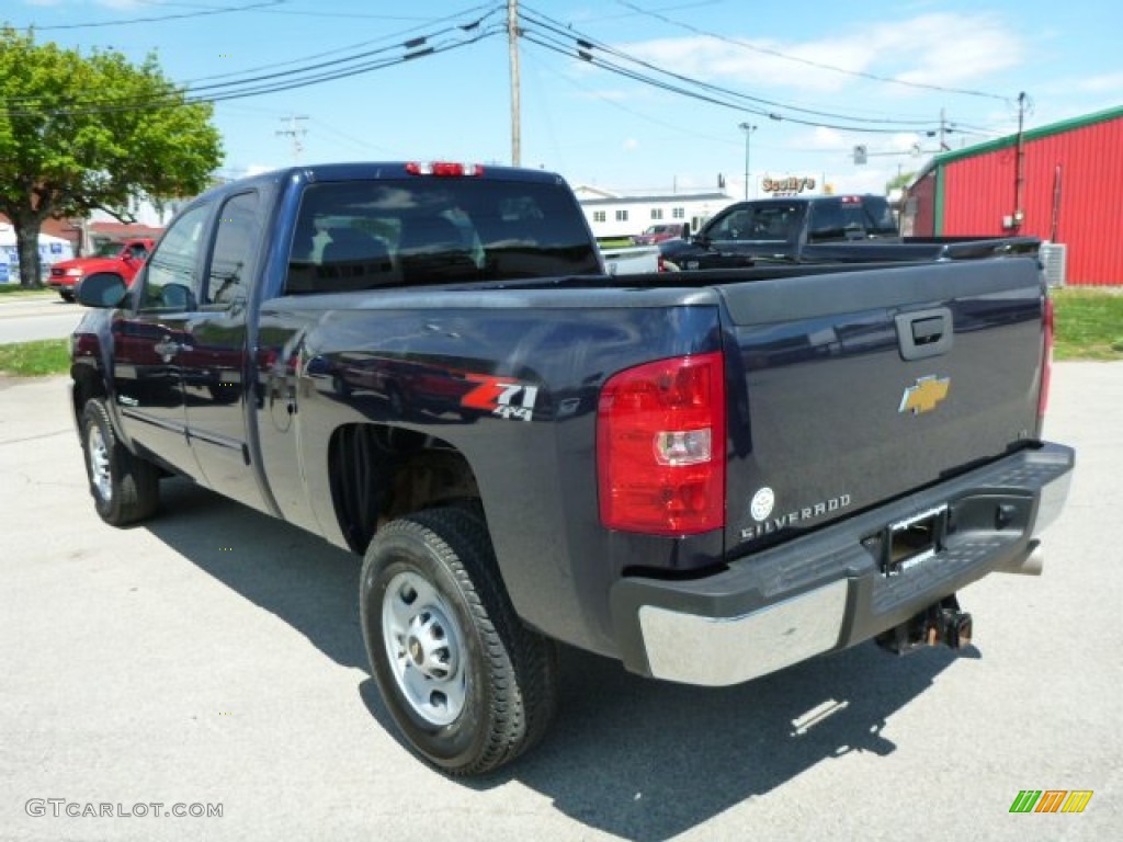 2011 Silverado 2500HD LT Extended Cab 4x4 - Imperial Blue Metallic / Ebony photo #3